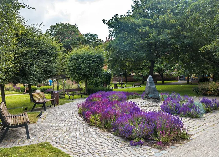 Apartamento Podwale Staromiejskie With Balcony By Renters